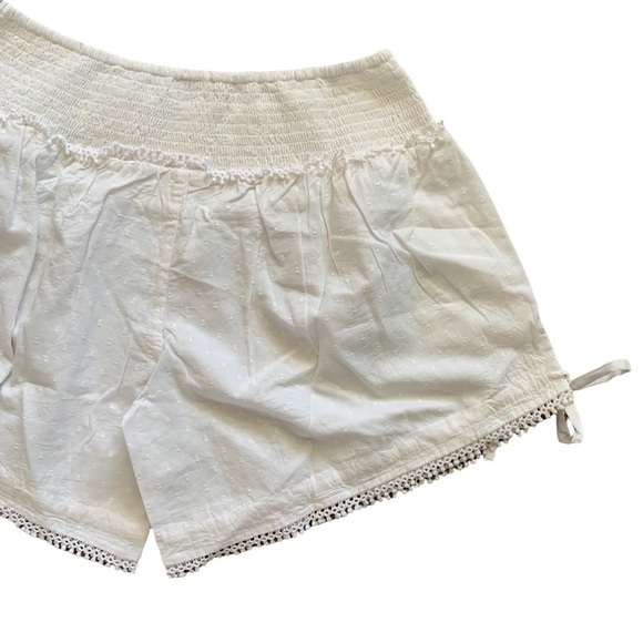 MODAPOSA NWT Catania White 100% Cotton Shorts with Ribbon Details Size Medium - Picture 4 of 12